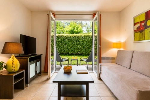 2-bedroom apartment 3 people